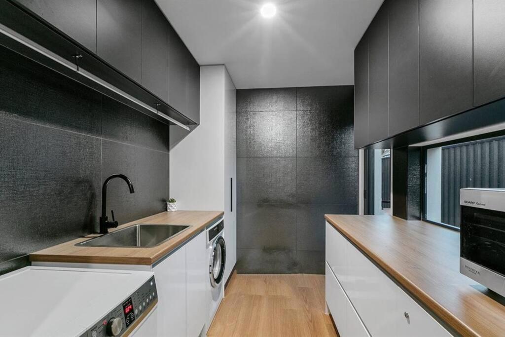 Beachside Buddina Luxury Family House 5 Bedrooms Екстер'єр фото
